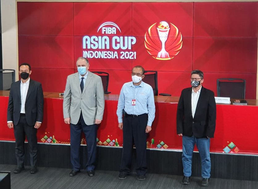 Peluncuran logo Piala Asia FIBA di Stadion Gelora Bung Karno, Senayan, Jakarta.