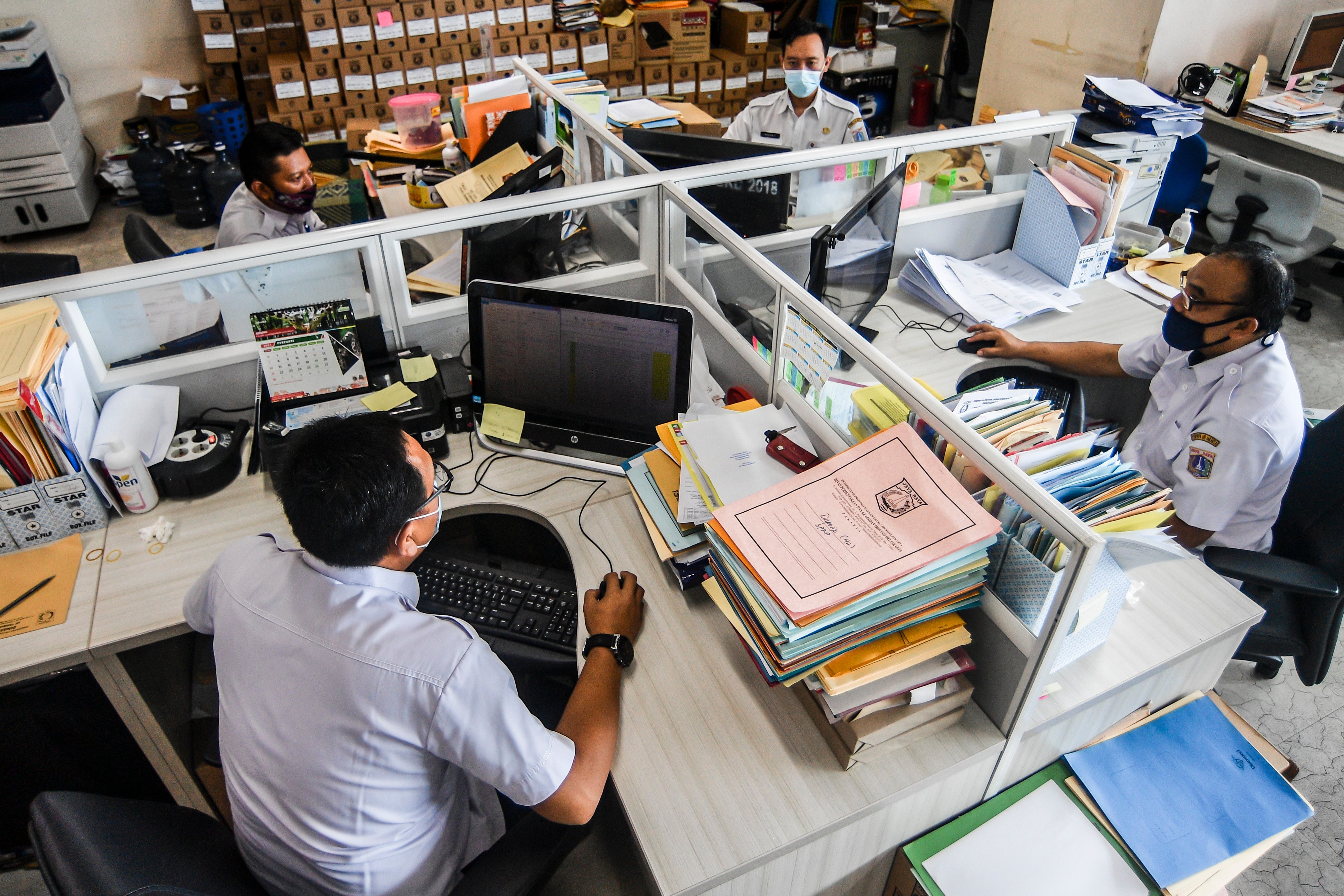 Warga Diminta Laporkan ASN DKI yang Mudik