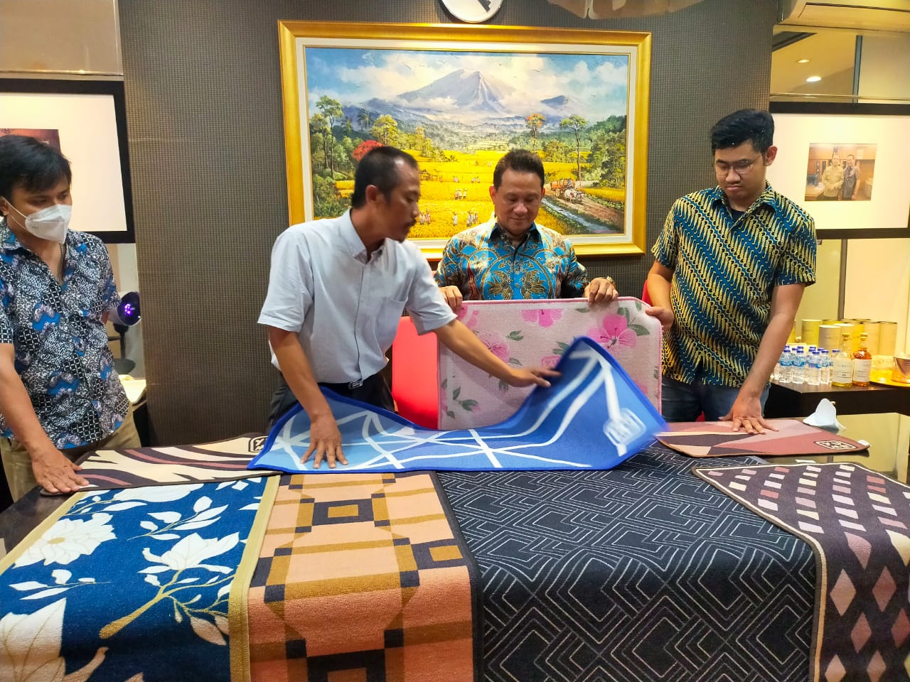 Geliat Karpet di Masa Pandemi Covid-19 Tembus Pasar Inggris