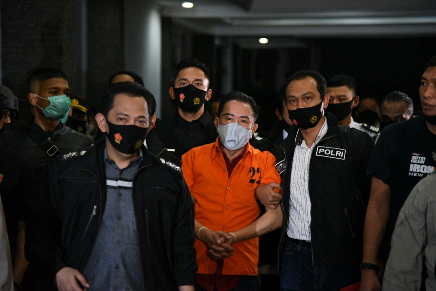 Buronan BLBI yang juga terpidana kasus cessie Bank Bali, Djoko Tjandra (memakai rompi oranye).