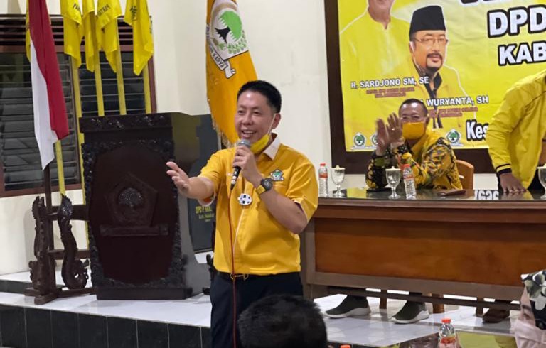 Plt Ketua LKi Partai Golkar henry Indraguna
