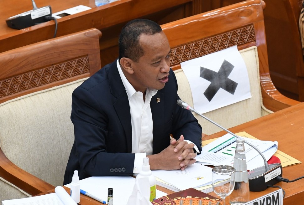 Bahlil Lahadalia saat mengikuti rapat kerja bersama Komisi VI DPR RI.