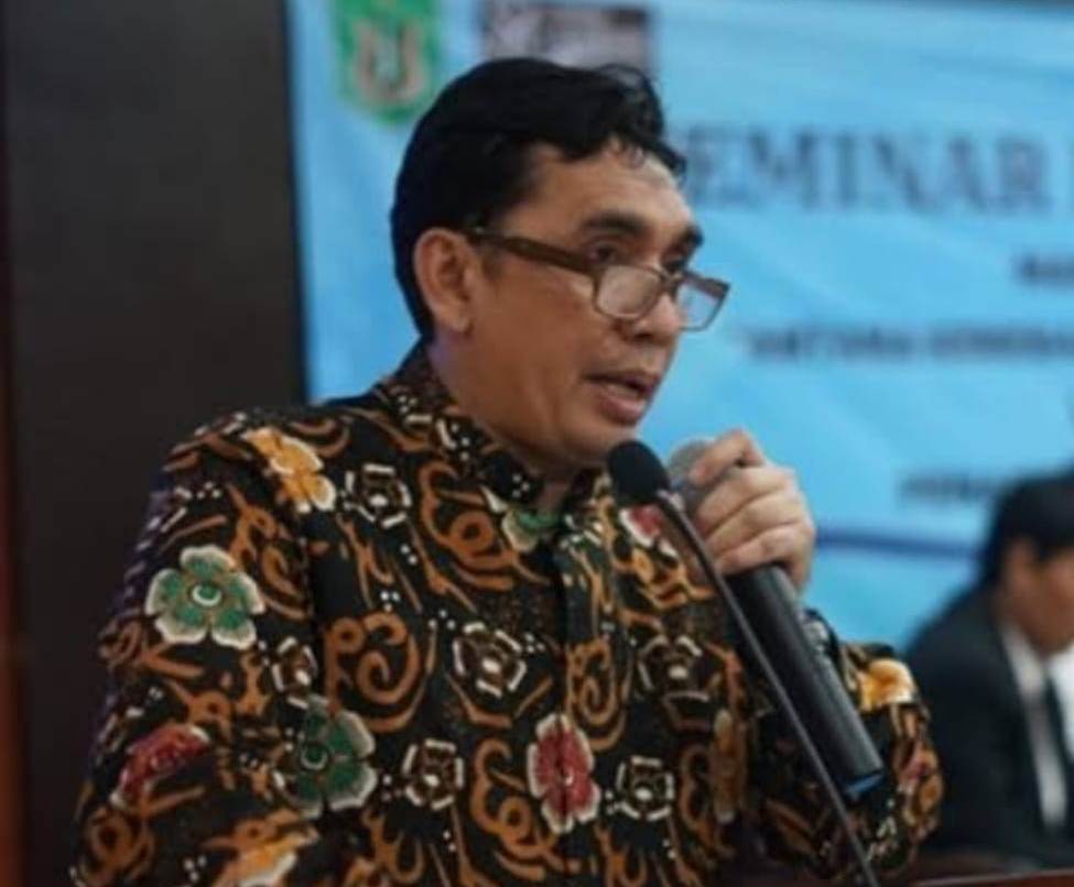  Dr.Azmi Syahputra, SH.MH, Ketua Asosiasi Ilmuwan Praktisi Hukum Indonesia