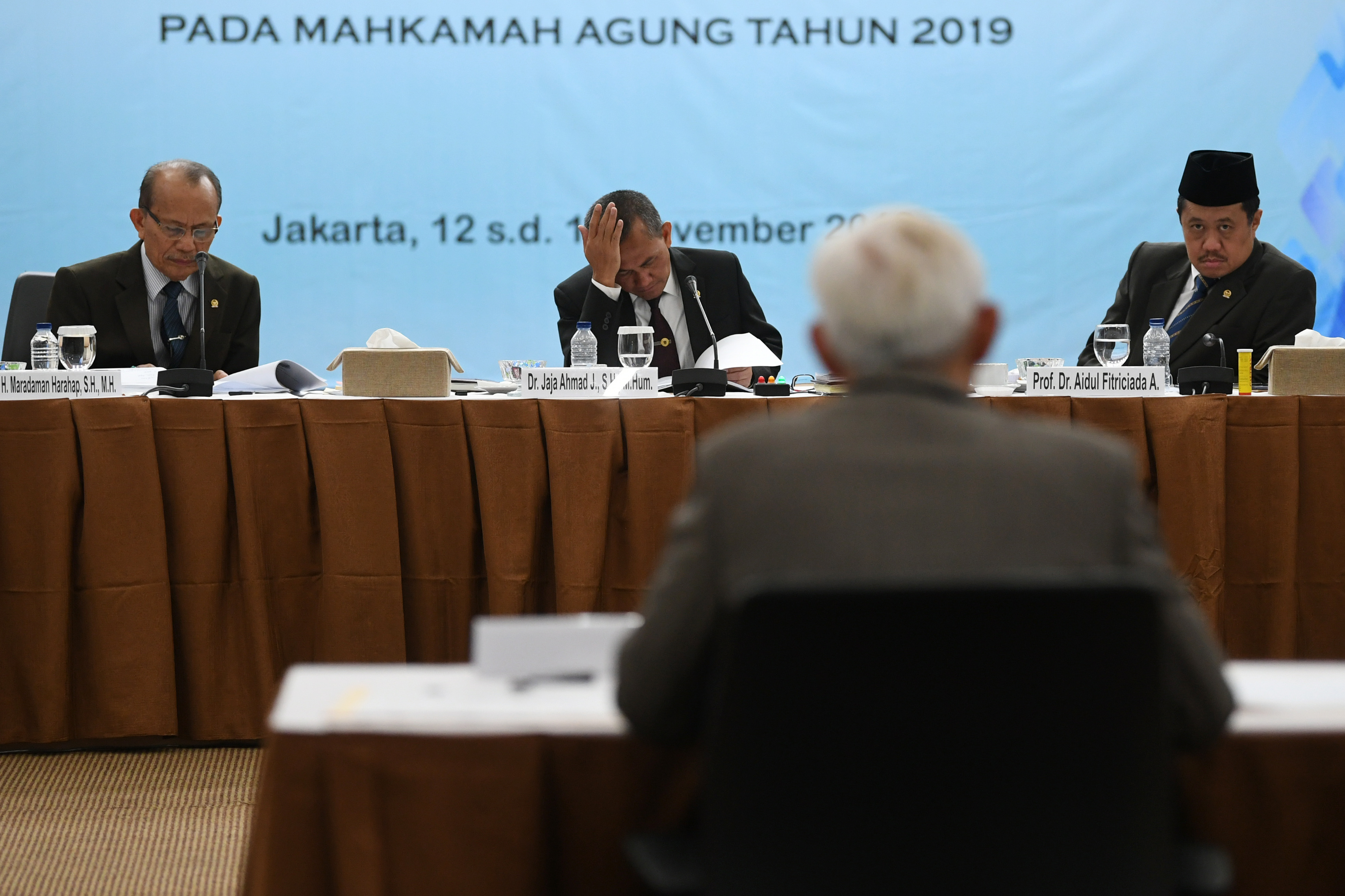 Ilustrasi seleksi calon hakim agung