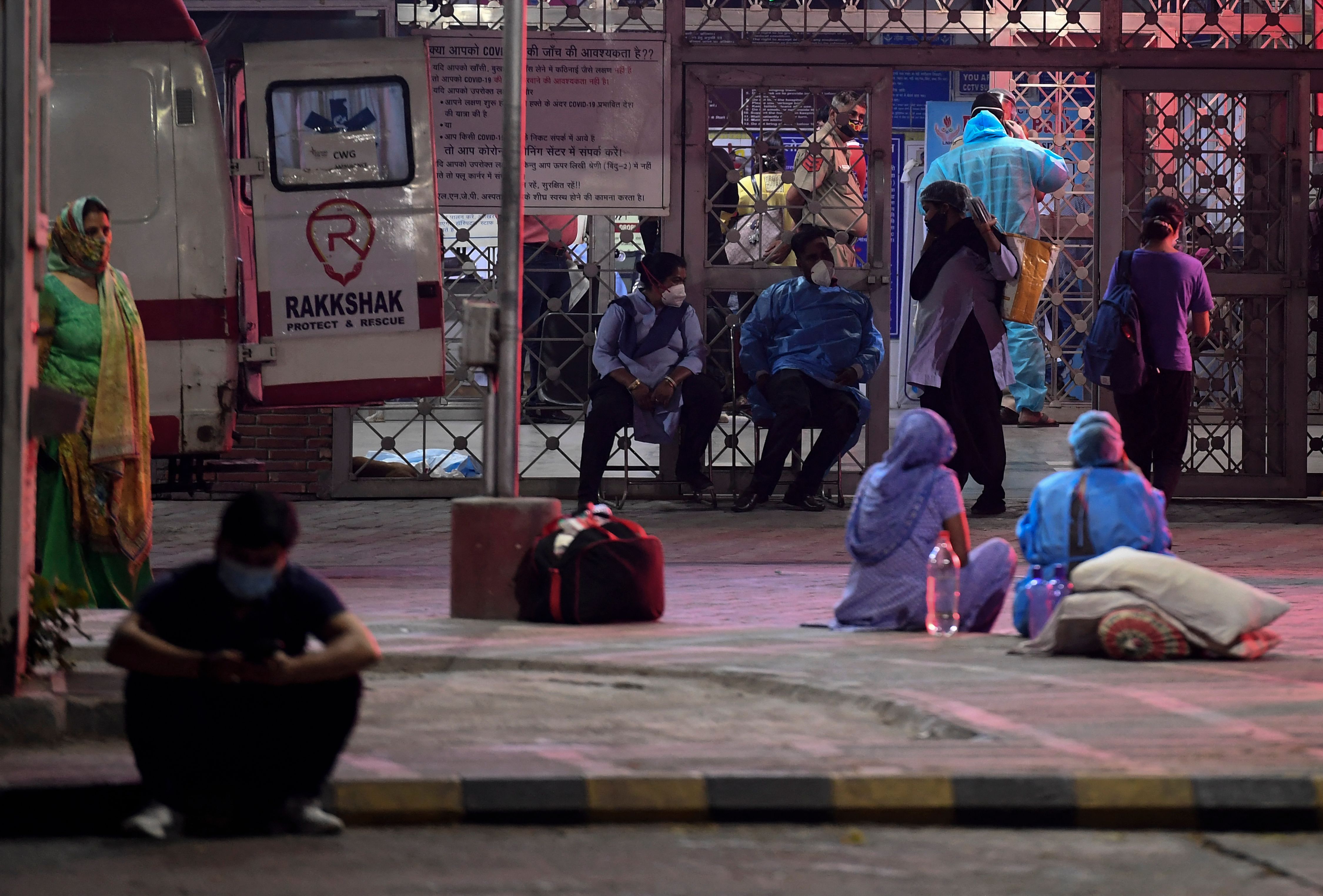 Inggris Kirim Tiga Pembangkit Oksigen ke India