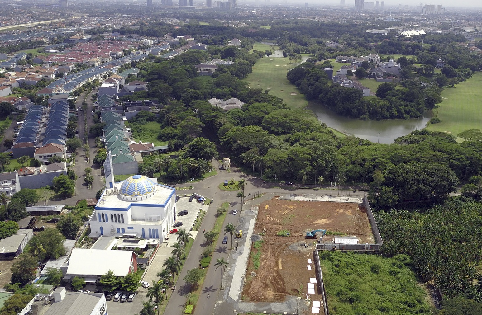 Kawasan Kota Modern di Tangerang.