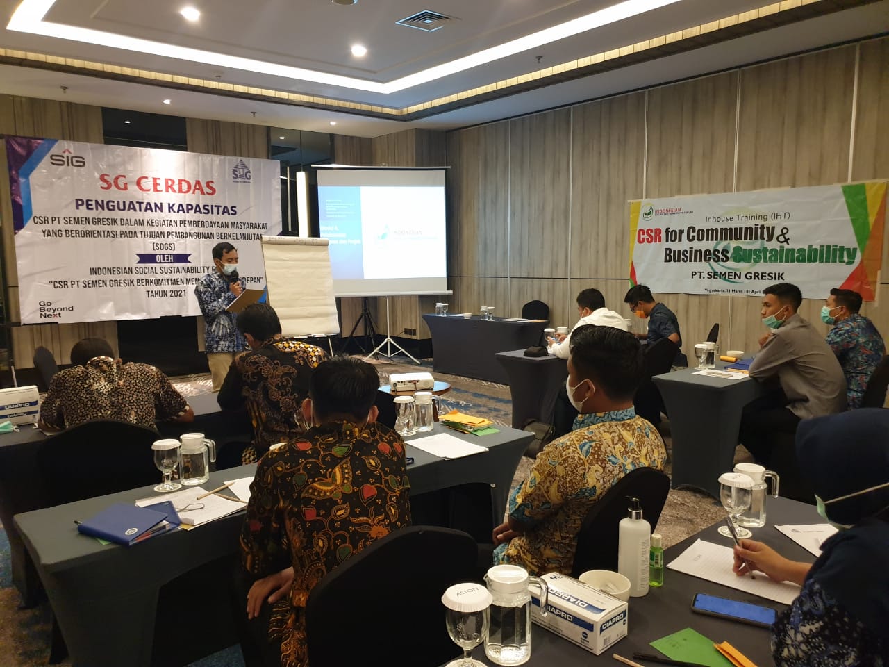 Pelatihan CSR bagi Semen Gresik oleh ISSF