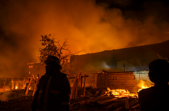 Kebakaran di Cilandak, 8 Kios Ludes Dilalap Api
