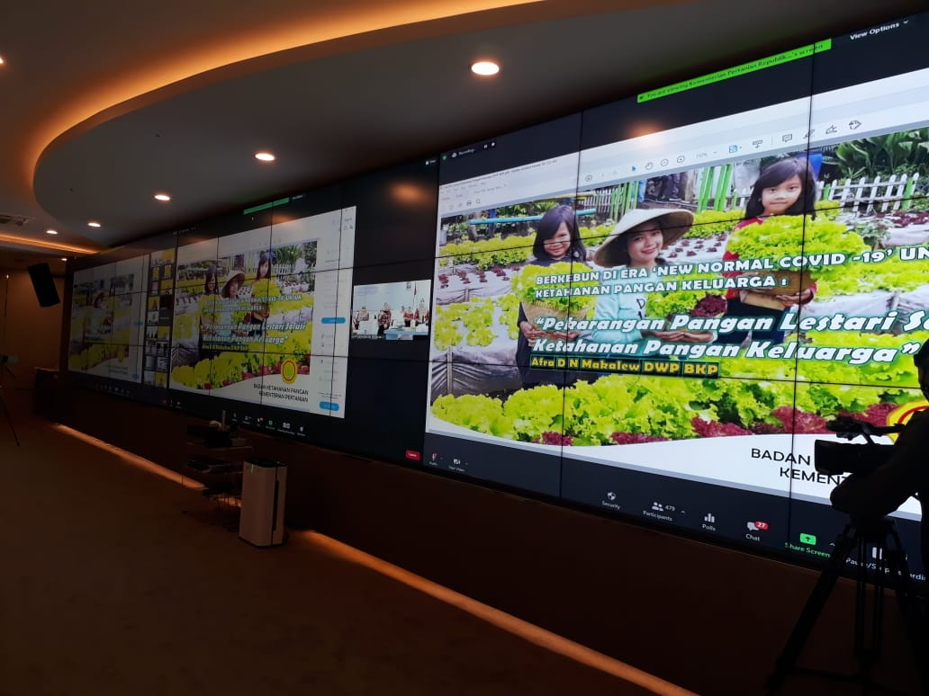 Argiculture War Room Kementan menampilkan petani edible flower. 