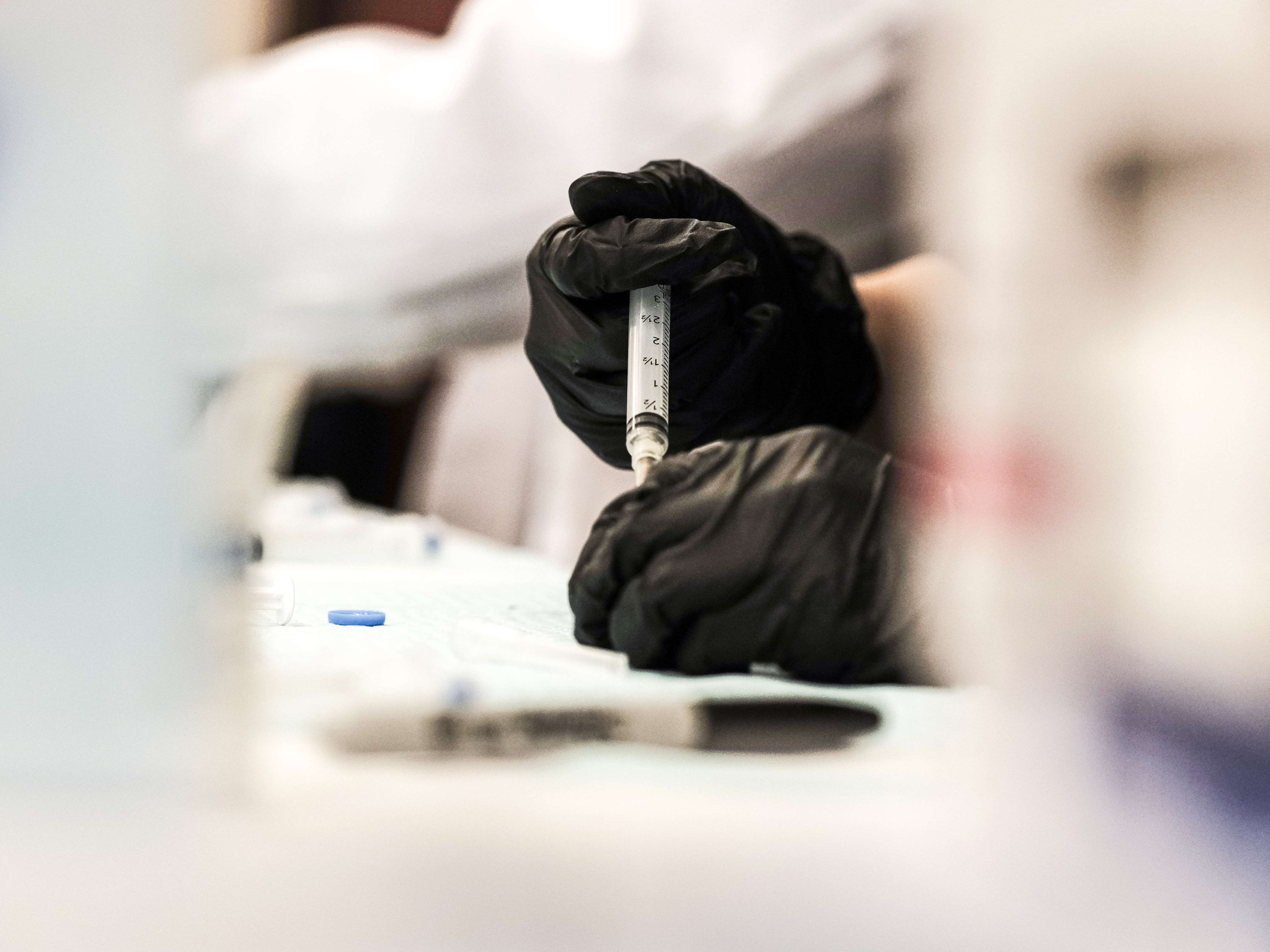 Mengenal Ragam Teknologi Pembuatan Vaksin Covid-19