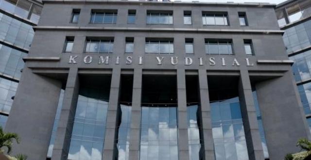 Gedung Komisi Yudisial di Jakarta.