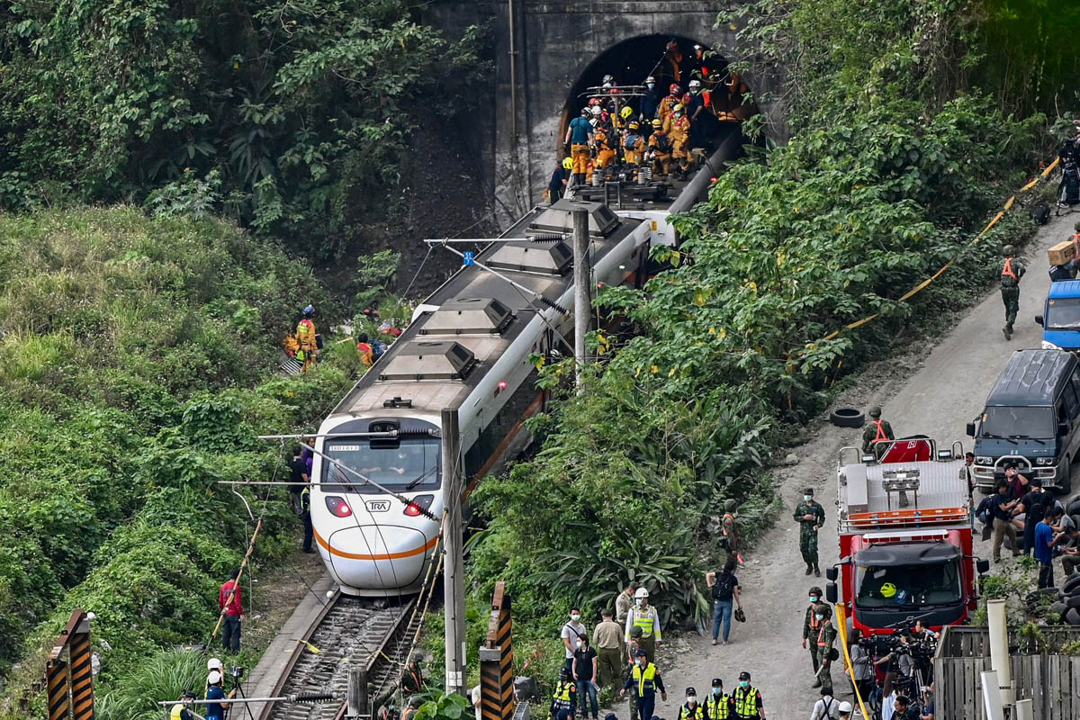 Lokasi kecelakaan kereta di Taiwan yang menewaskan sedikitnya 51 orang, Jumat (2/4).