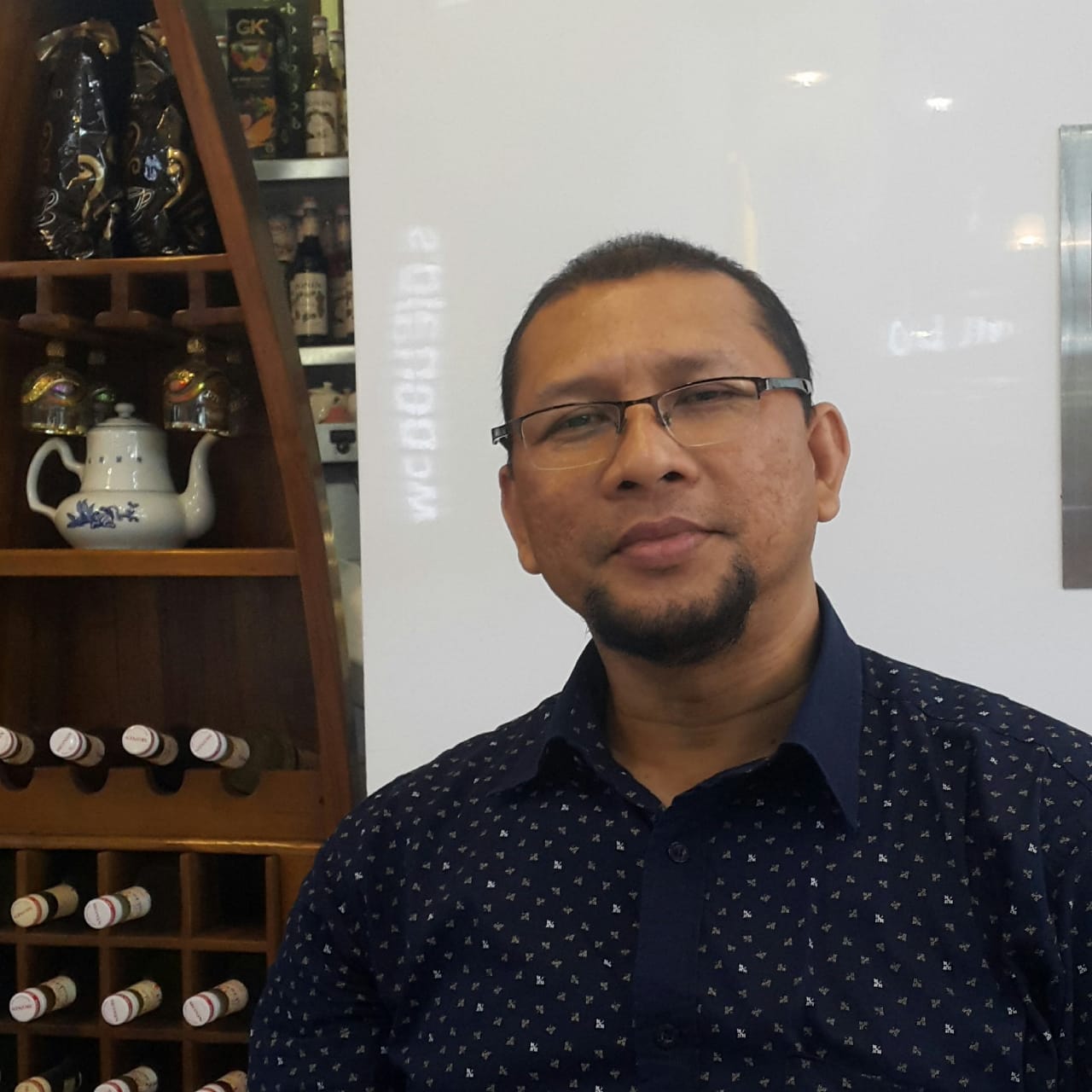 Riduan Tambunan, SH dari Kantor Advokat Riduan Tambunan, SH & Partners