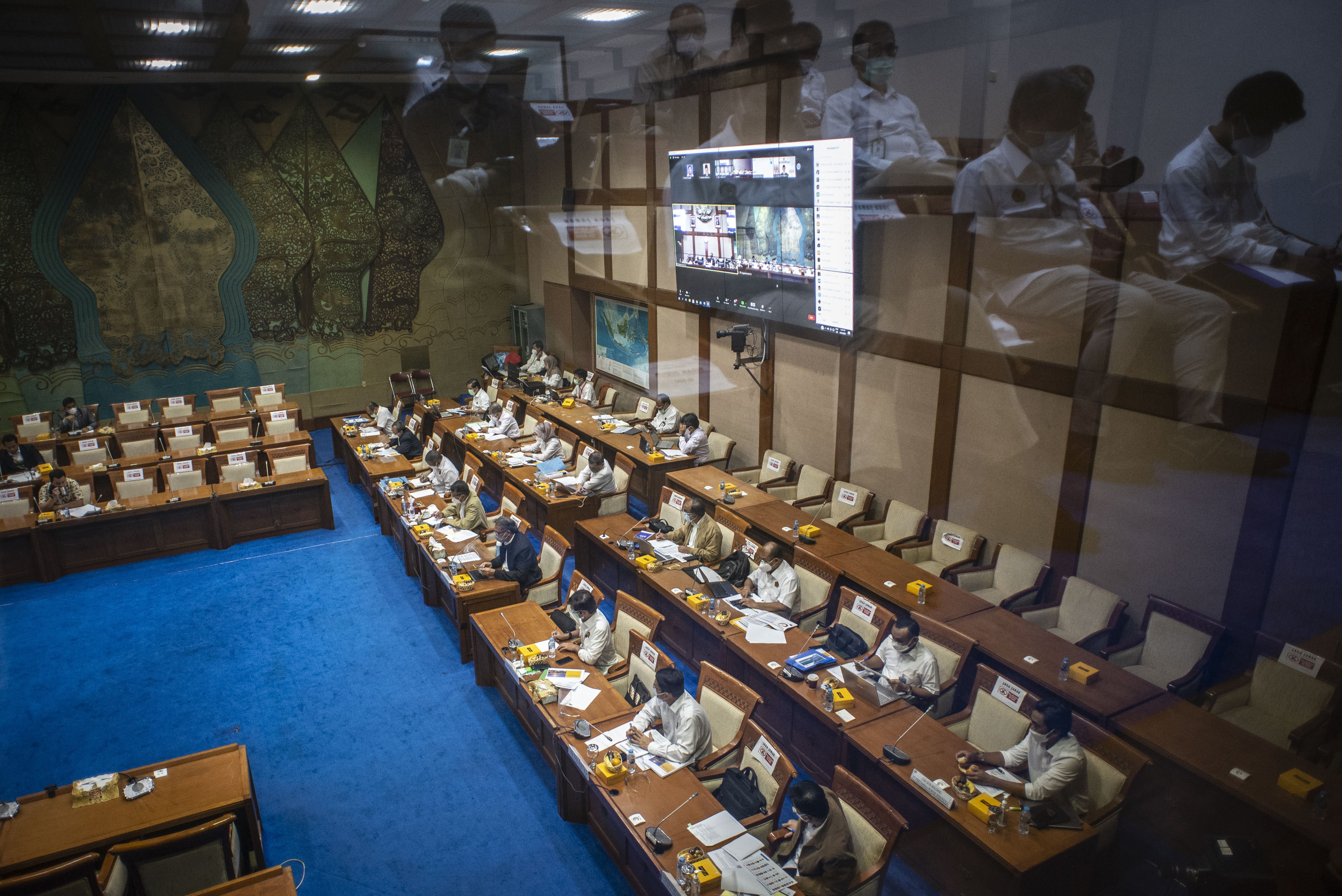 Raker Komisi VII DPR dengan Menteri ESDM Arifin Tasrif Senin (22/3/2021) membahas ketersediaan batu bara untuk pembangkit listrik milik PLN.