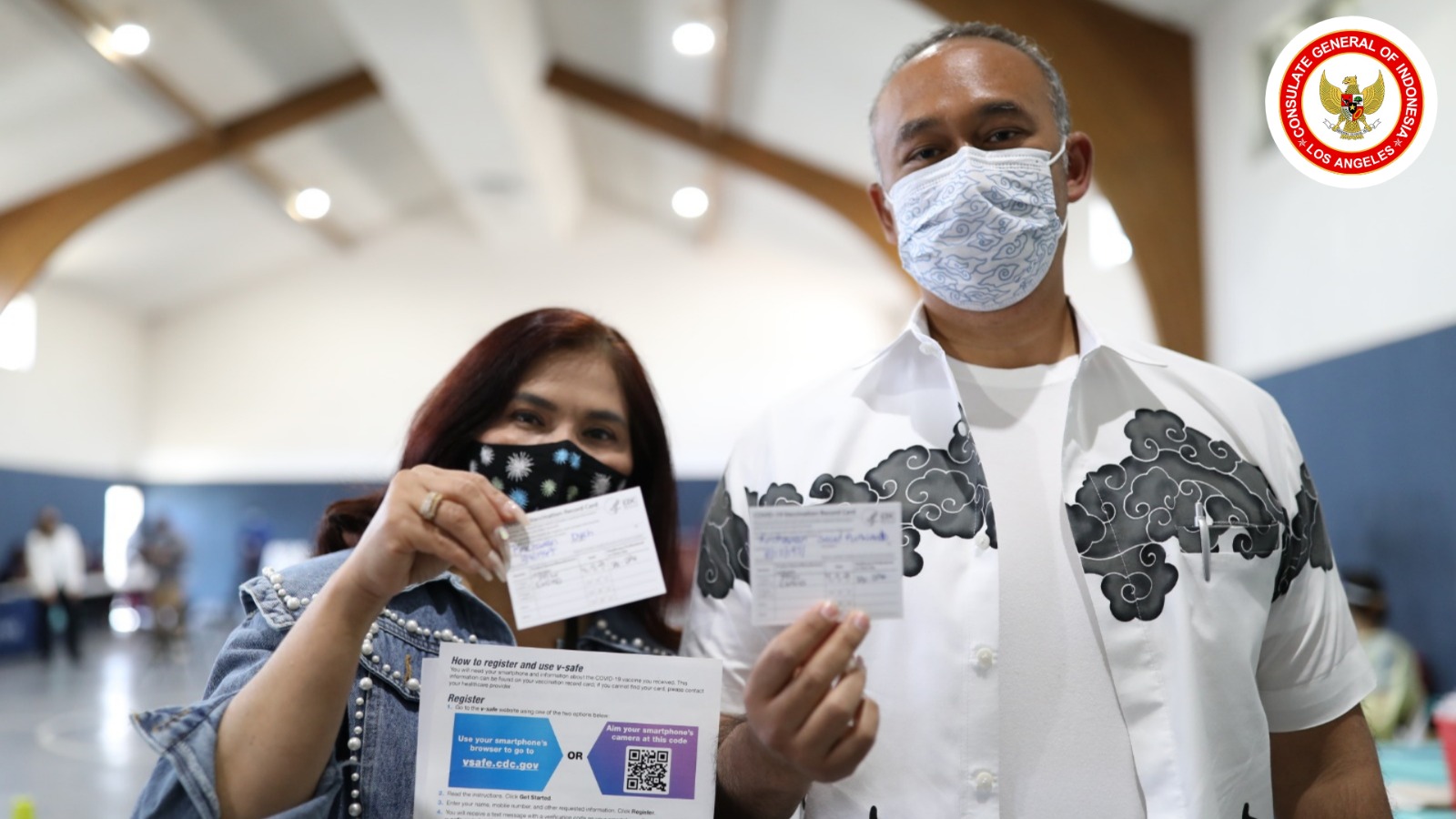 Vaksinasi di KJRI Los Angeles