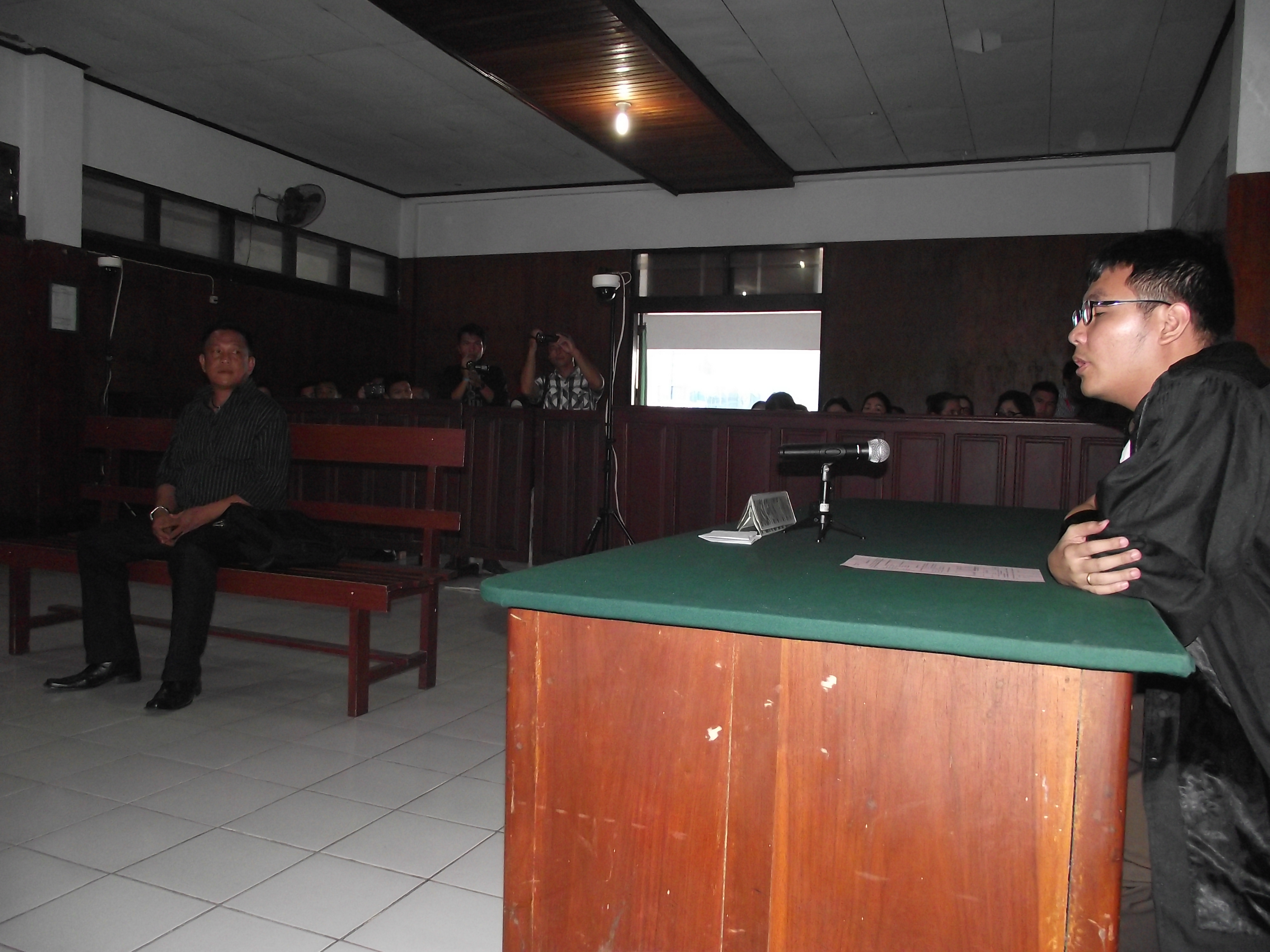 Suasana persidangan di Pengadilan Tipikor Manado, Sulawesi Utara, beberapa waktu lalu