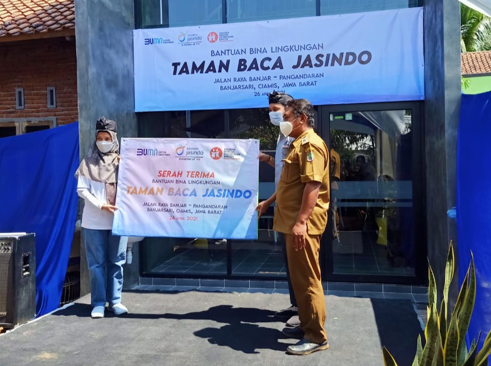 Taman baca Jasindo di Desa Cobadak, Ciamis