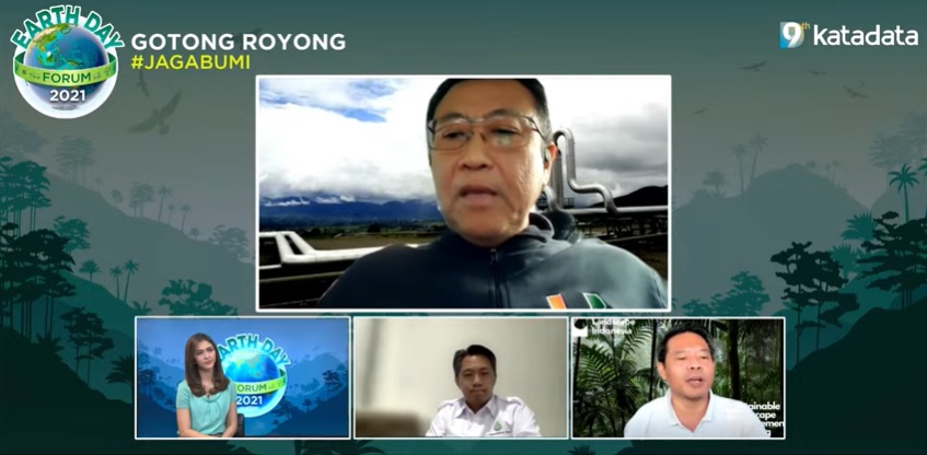 Diskusi mengenai perdagangan karbon dalam webinar Earth Day Forum