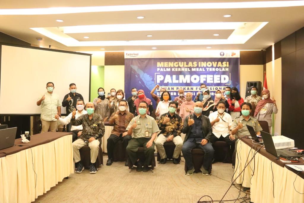Diskusi panel Mengulas Inovasi Palm Kernel Meal Terolah (Palmofeed) sebagai Pakan Alternatif Sumber Energi dan Protein di Bogor.