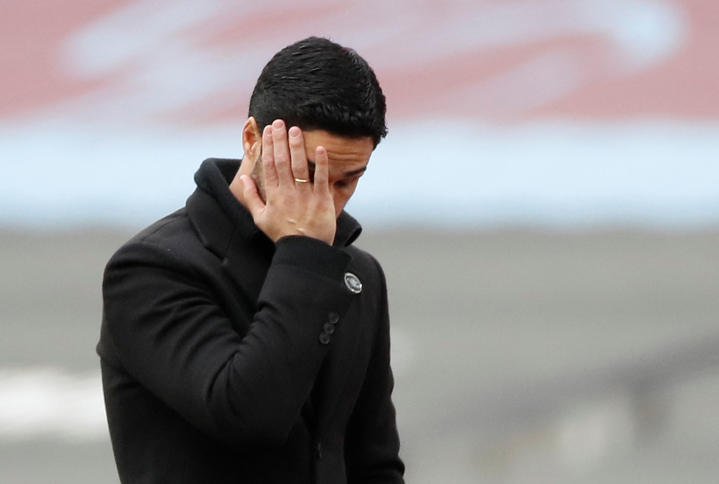 Pelatih Arsenal Mikel Arteta dari Spanyol mengungkapkan rasa kecewa. 