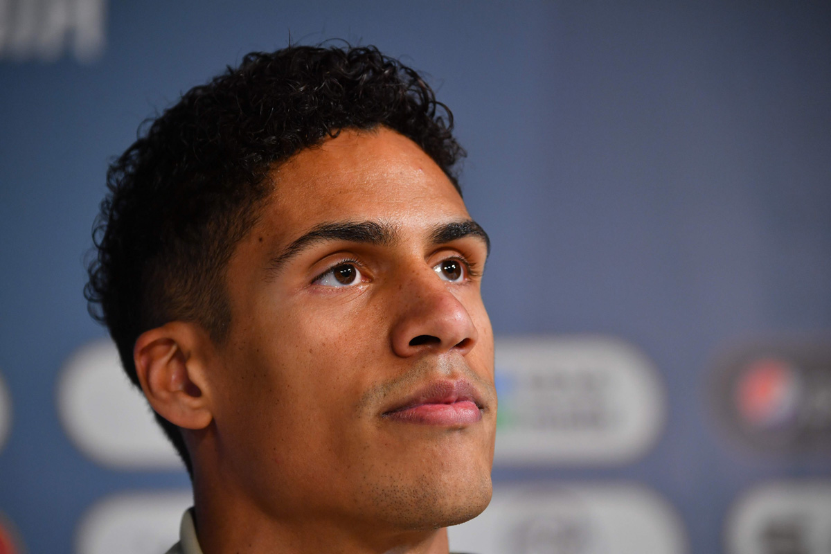 Positif Covid, Varane Absen Perkuat Los Blancos Hadapi Liverpool
