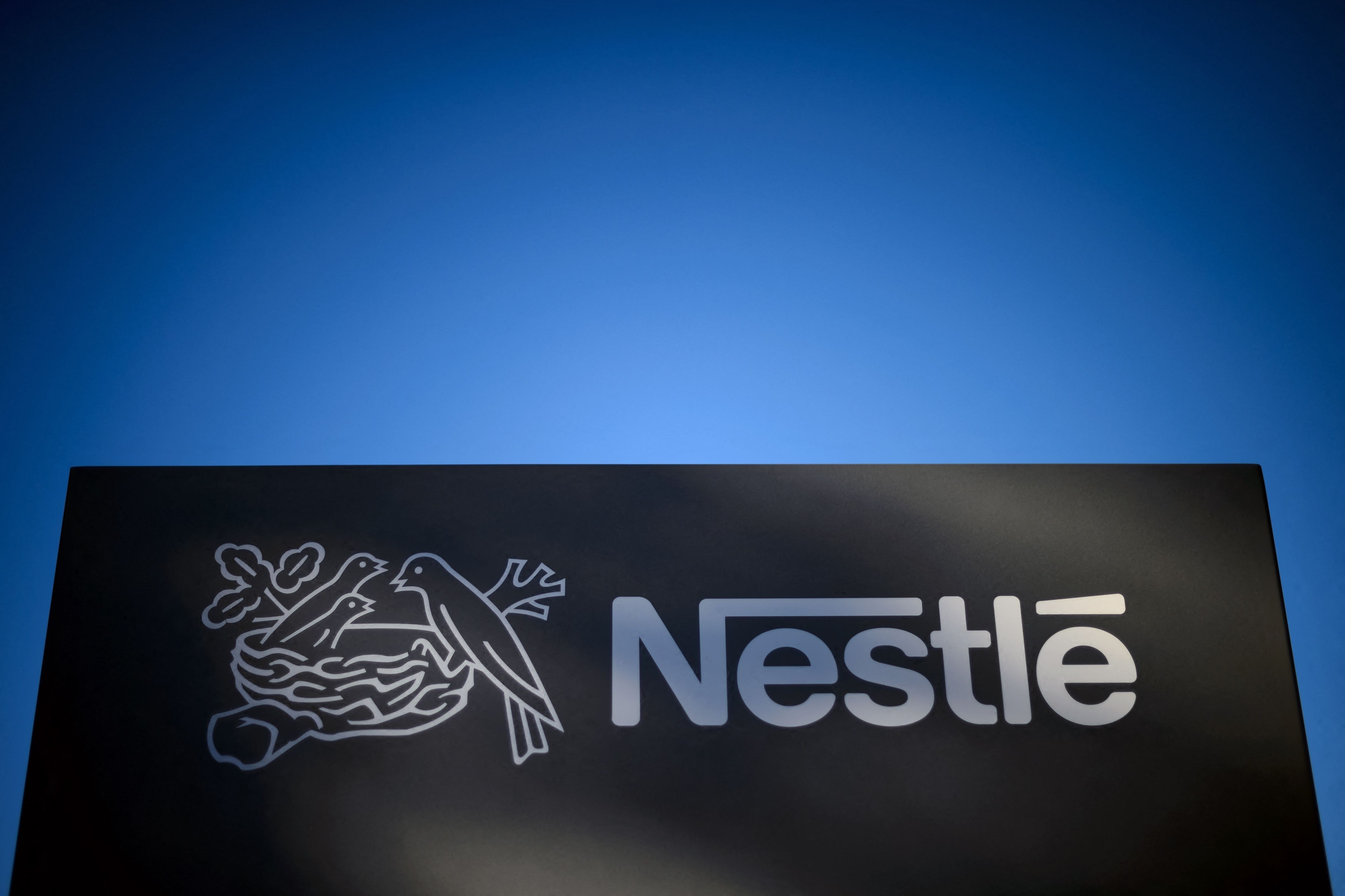 Logo Nestle