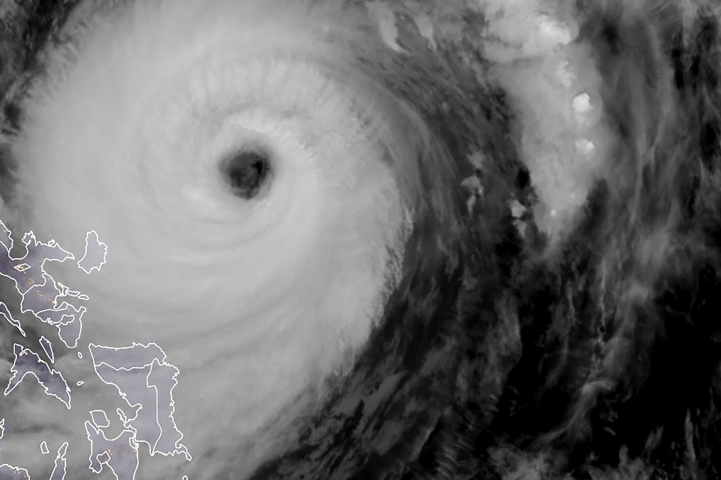 20 Kru Kapal Hilang akibat Badai Topan di Laut Filipina