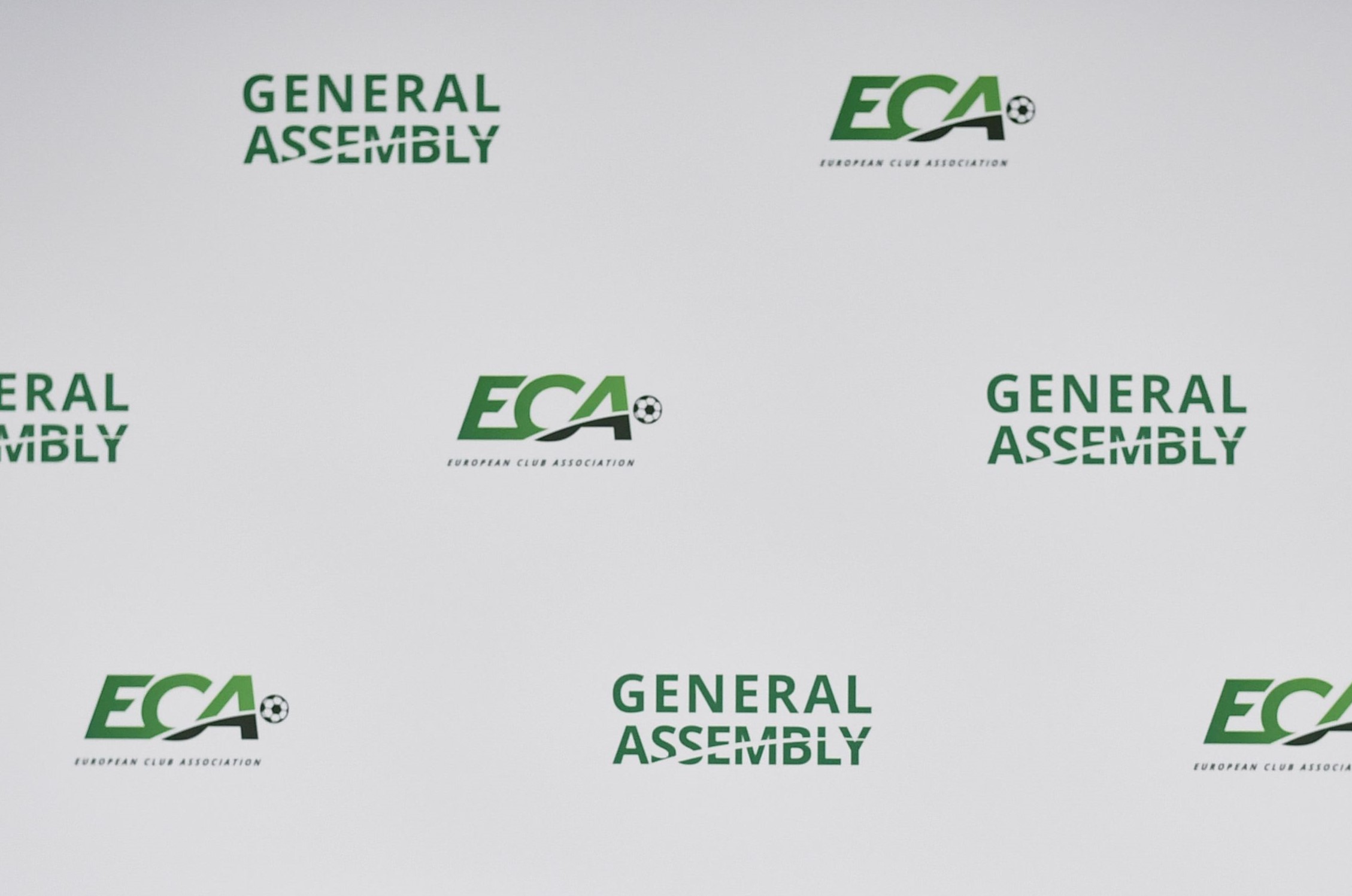 Logo Asosiasi Klub Eropa (ECA).