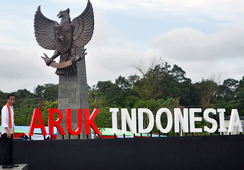 Presiden Joko Widodo saat meresmikan Pos Lintas Batas Negara (PLBN) Aruk.