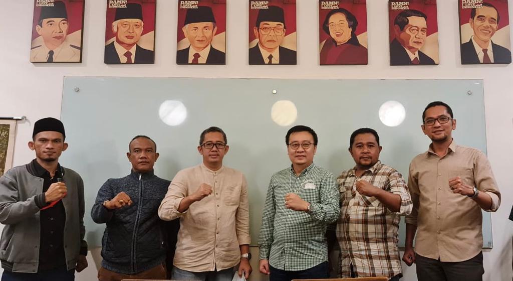 Forum Pemuda Kebangsaan mendorong capres 2024 dari figur kepala daerah yang teruji.