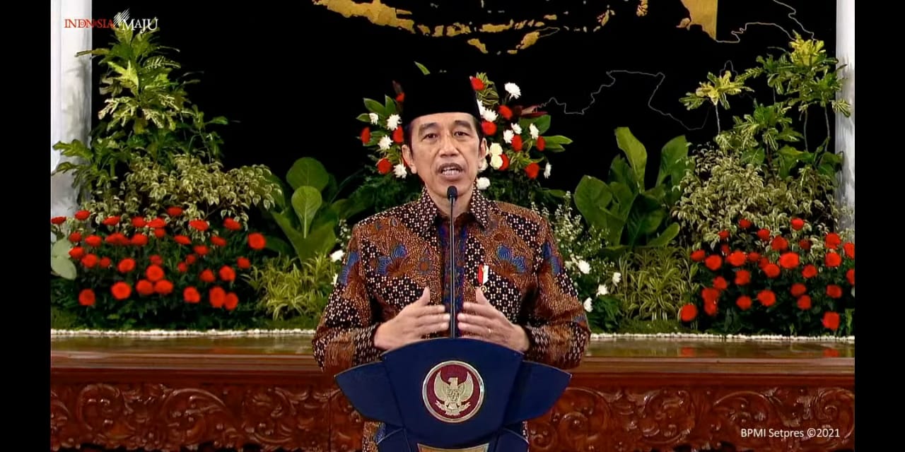 Presiden Joko Widodo dalam Pembukaan Musyawarah Nasional IX LDII 2021, di Istana Negara, Jakarta, Rabu (7/4).