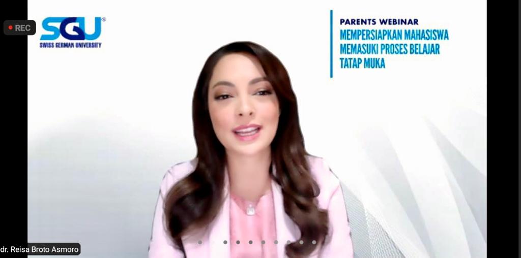 Acara webinar persaipan proses belajar tatap muka.