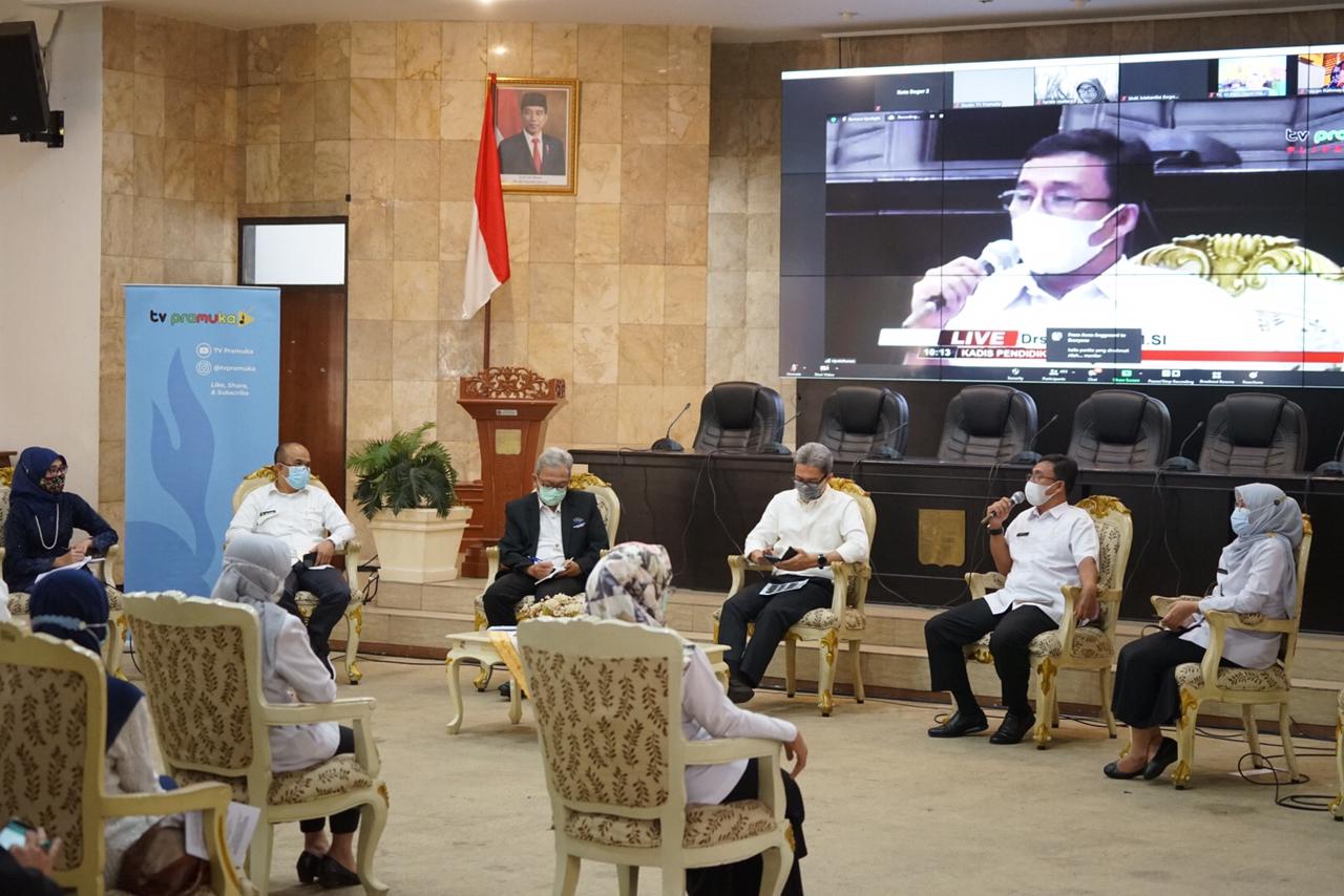 Fokus Group Discussion (FGD) di Balai Kota Bogor, membahas pelaksanaan pembelajaran tatap muka yang direncanakan Juli 2021.