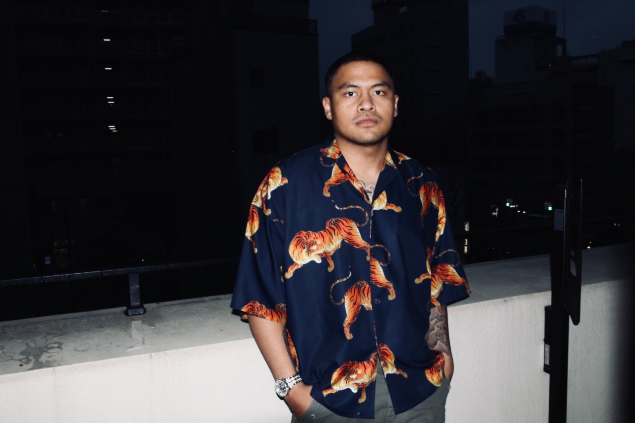 Mark Nathan Harmony atau Marki tentara US Navy berdarah Batak kini melepas album musik kedua berjudul Help Me Understand