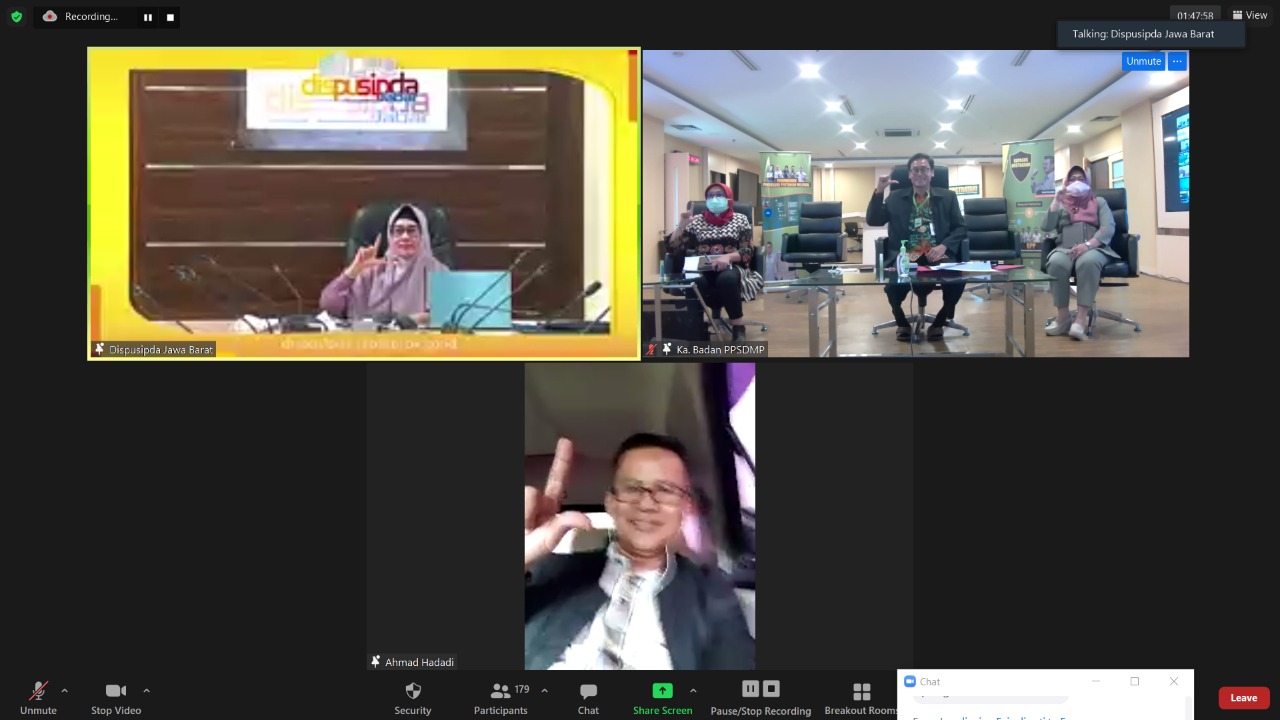 Acara brain storming virtual bertema 