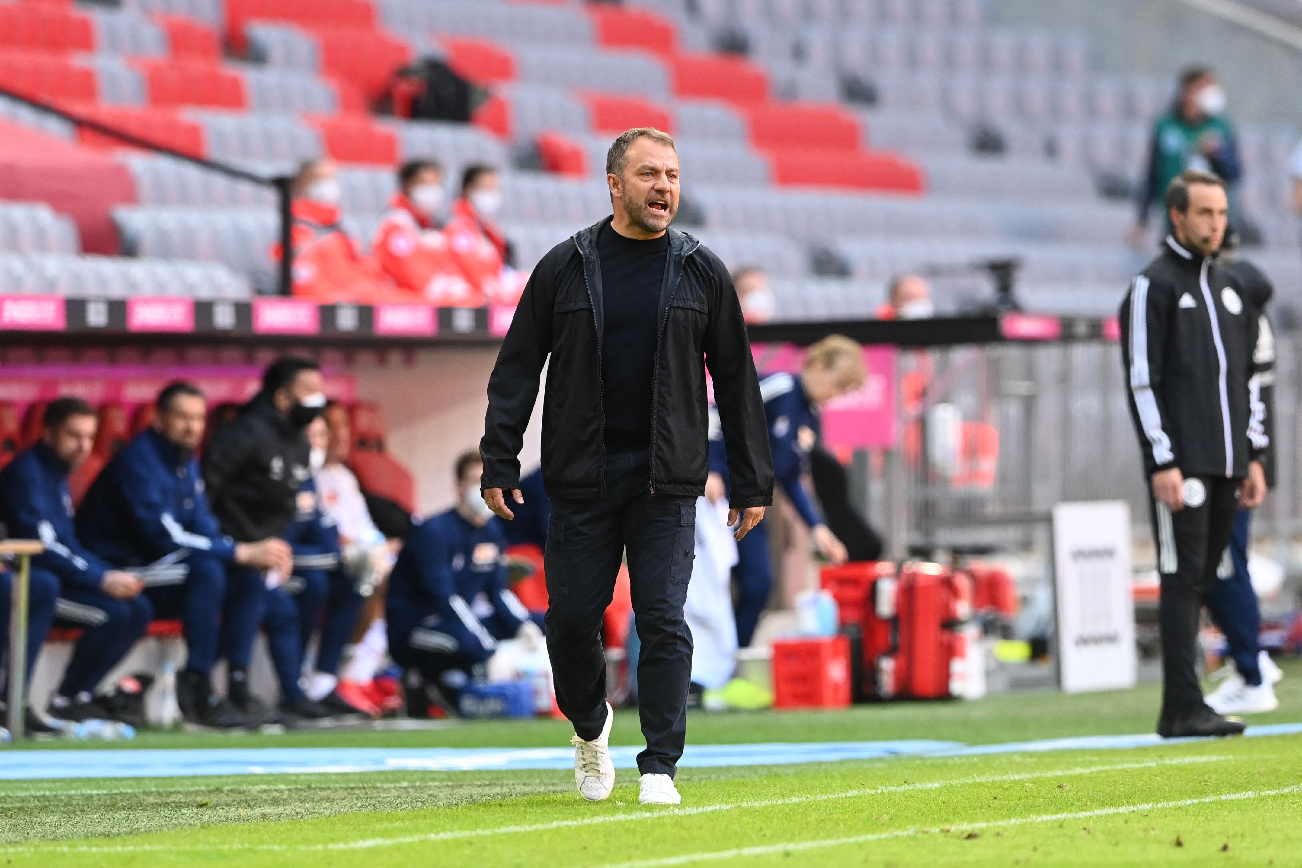 Flick Bertekad Buat Kejutan di Paris