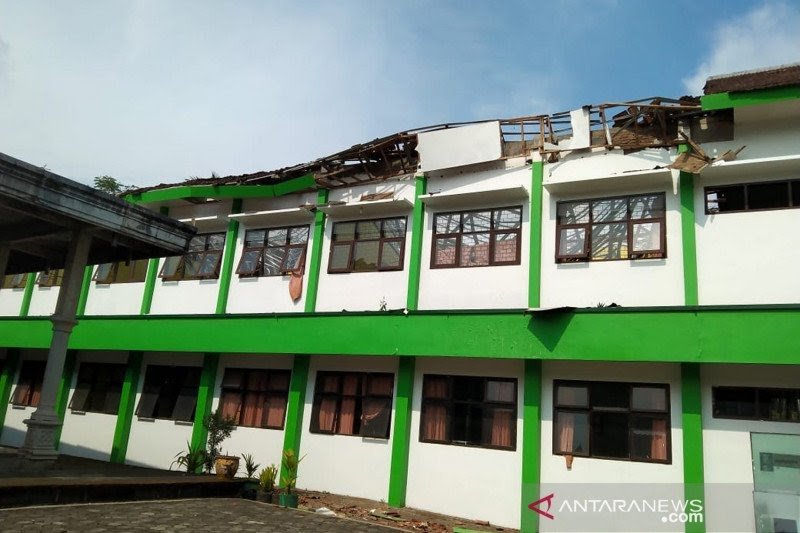 Gempa di Malang, Jatim