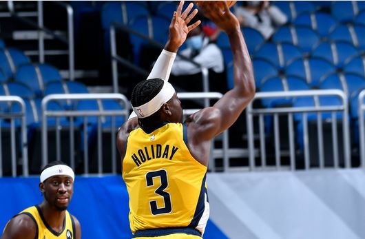 Pemain Indiana Pacers Aaron Holiday