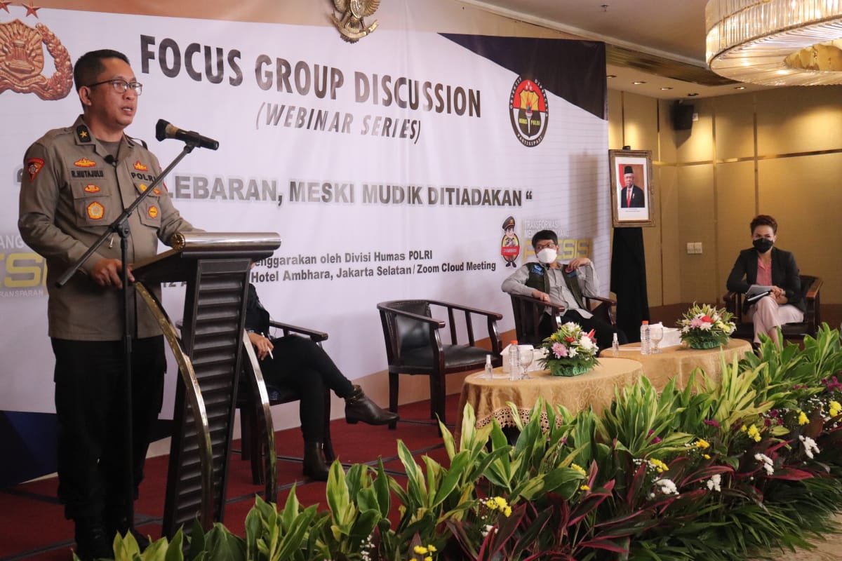 Webinar membahas Tetap Lebaran, Meski Mudik Ditiadakan, di Jakarta, Senin (12/4)