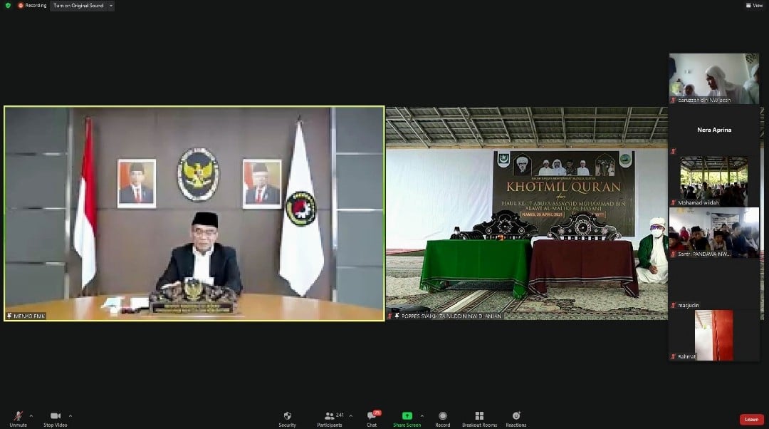 Menko PMK Ajak Santri Doakan Indonesia Aman dan Tenteram 