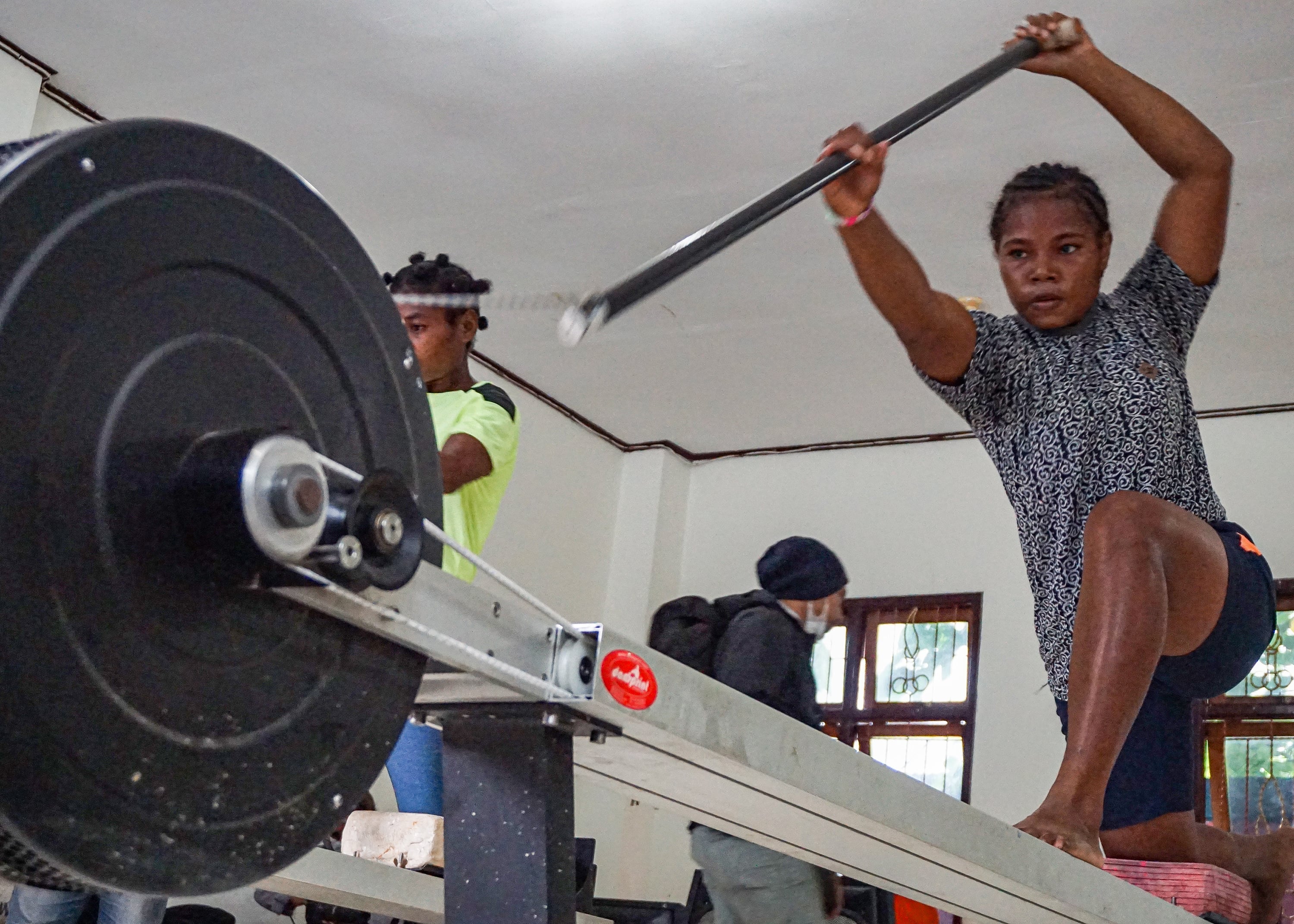 Atlet Rowing Papua mengikuti latihan, di Sentani, Kabupaten Jayapura, Provinsi Papua.