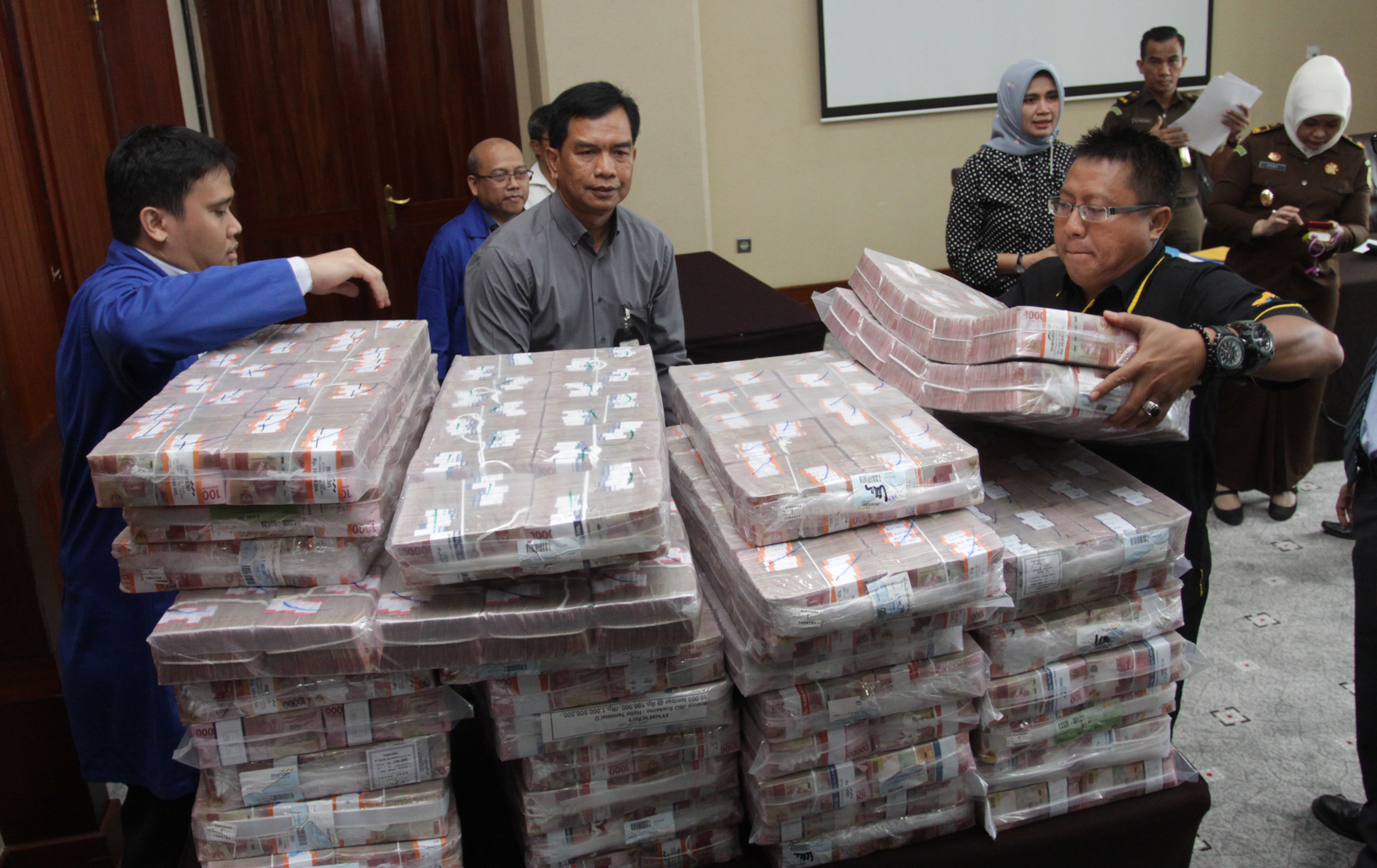 Pembayaran uang ganti rugi korupsi Bantuan Likuiditas Bank Indonesia (BLBI) dari terpidana Samadikun Hartono