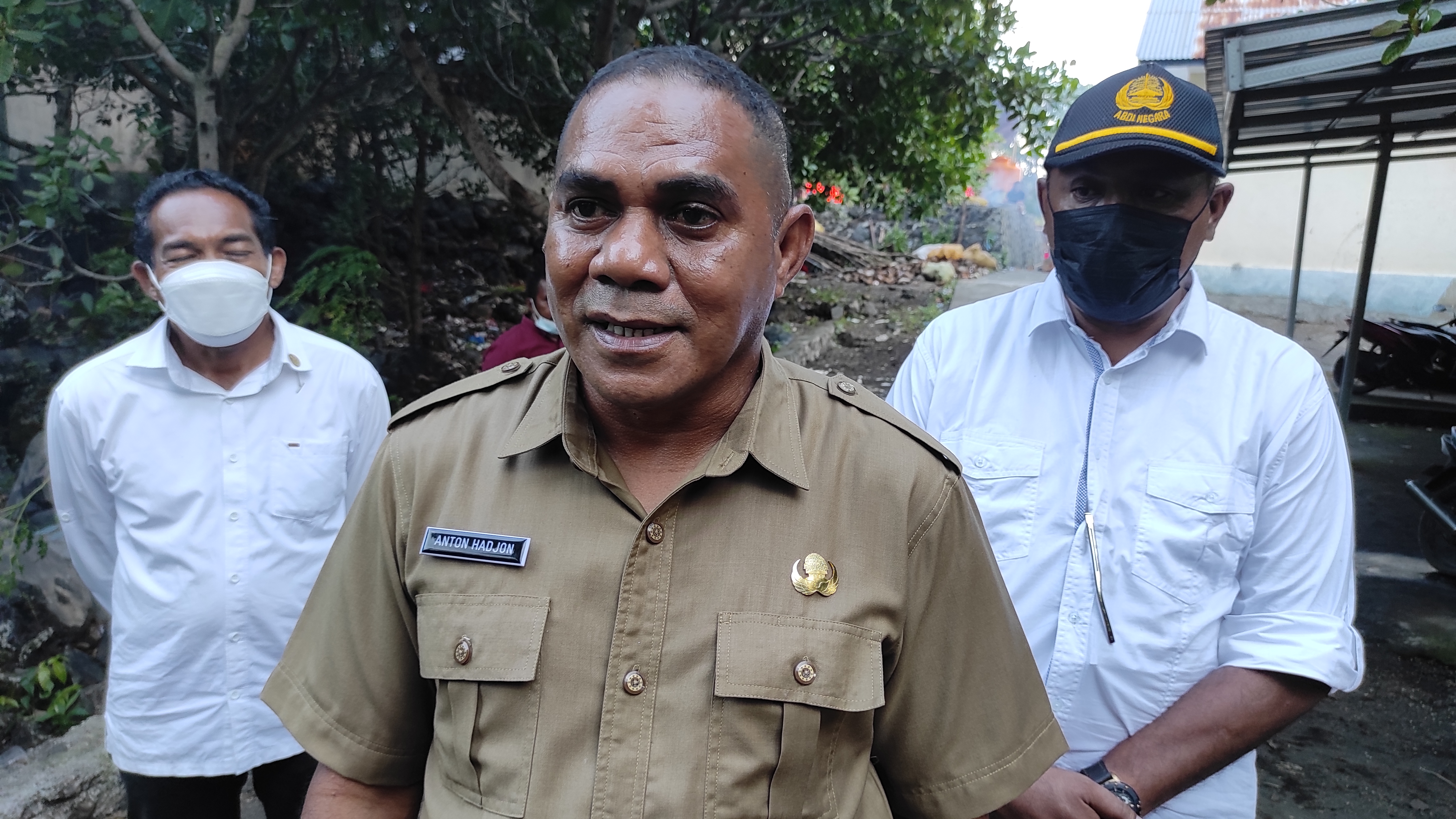 Bupati Flotim Anton Hadjon. 