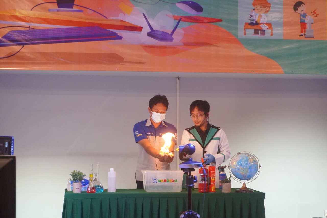 Peragaan iptek di PP IPTEK secara virtual