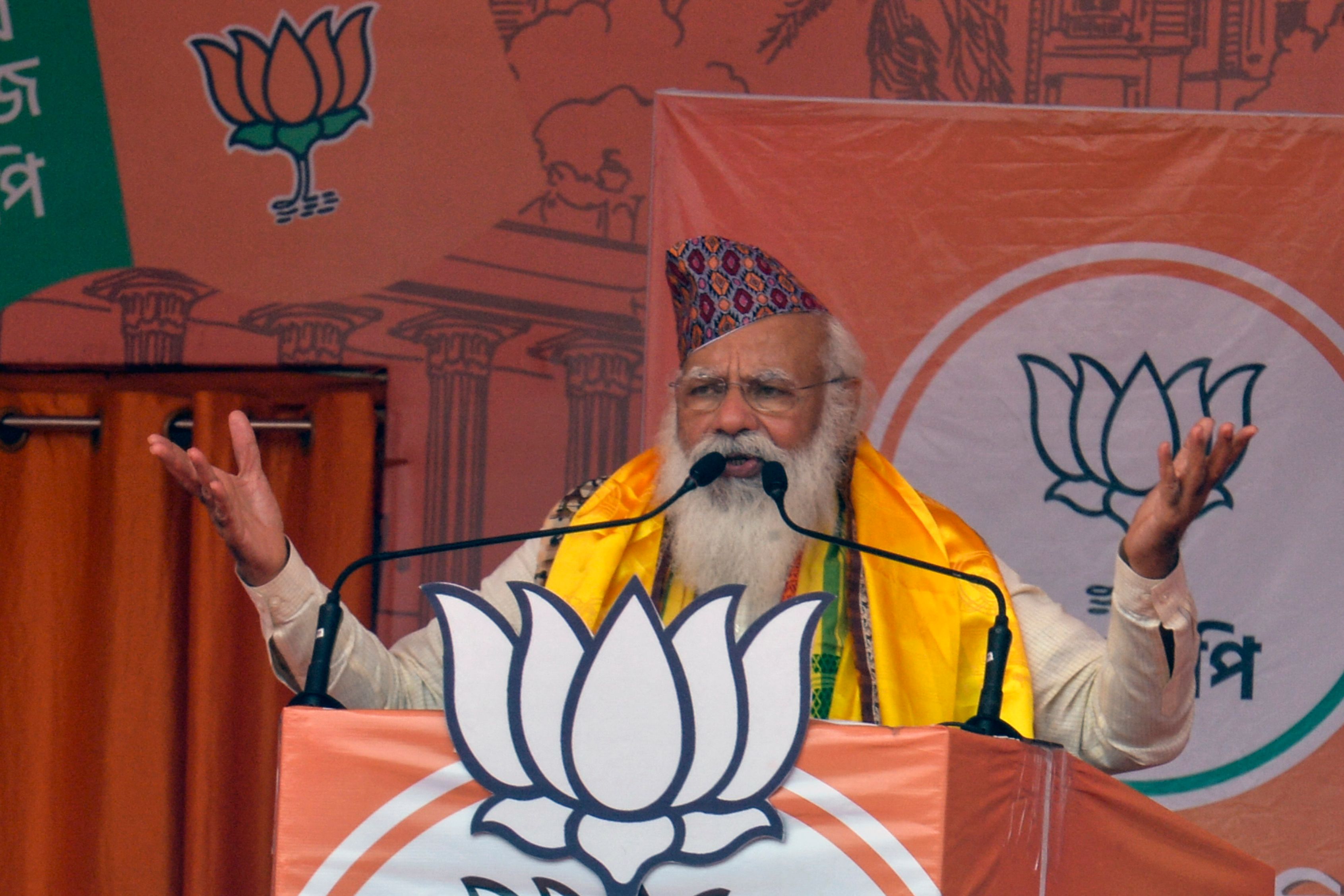 Modi Minta Warga India Tingkatkan Upaya Melawan Covid-19