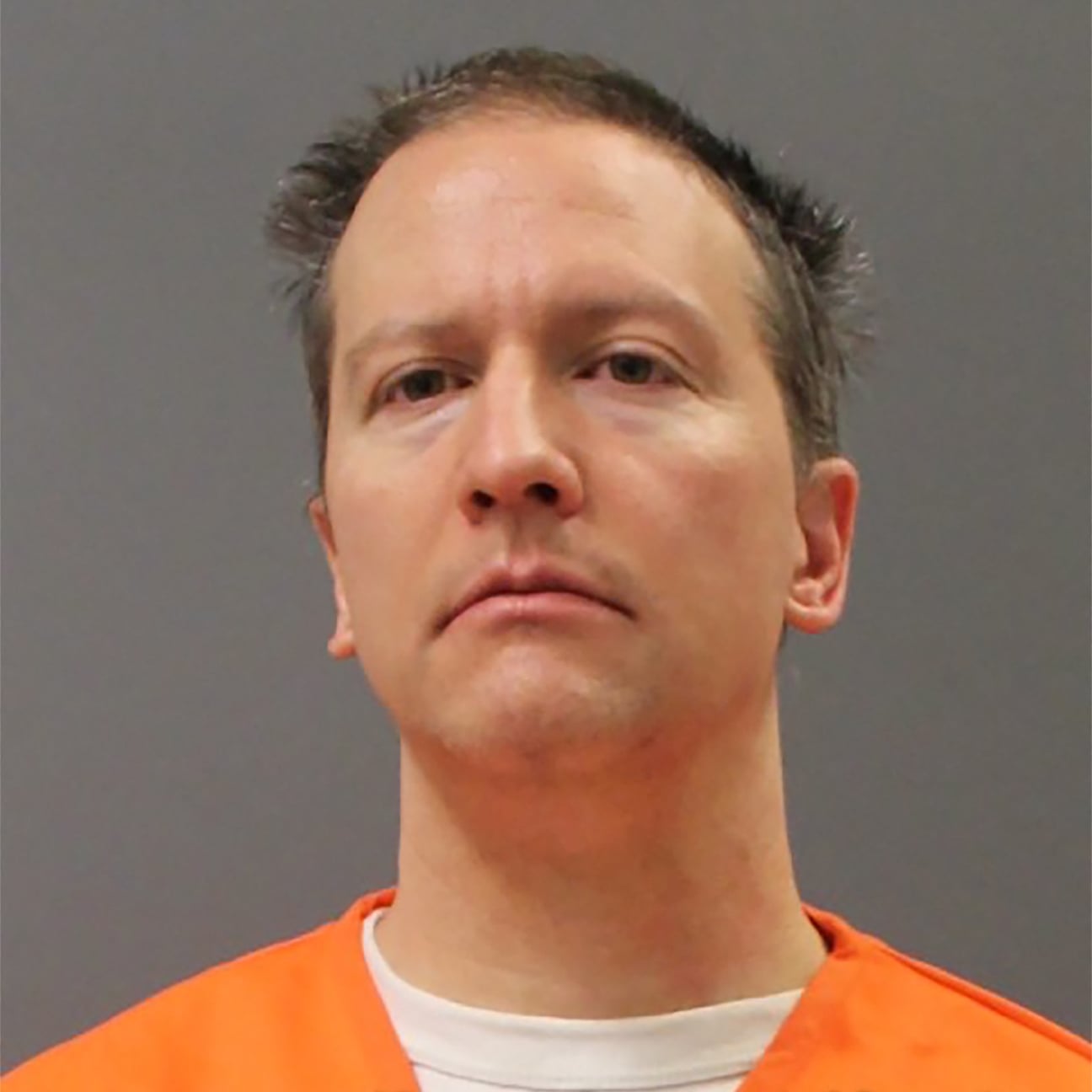 Mantan anggota kepolisian AS Derek Chauvin yang didakwa melakukan pembunuhan terhadap pria Afro-Amerika, George Floyd. 