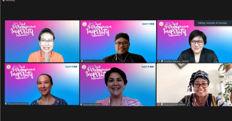 Para pembicara dalam webinar bertajuk 'Jejak Perempuan Inspiratif Indonesia' pada Sabtu (24/4).