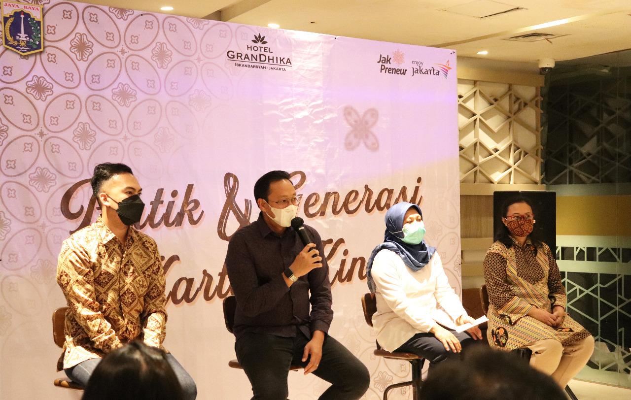 Konferensi pers Batik dan Generasi Kartini Kini.
