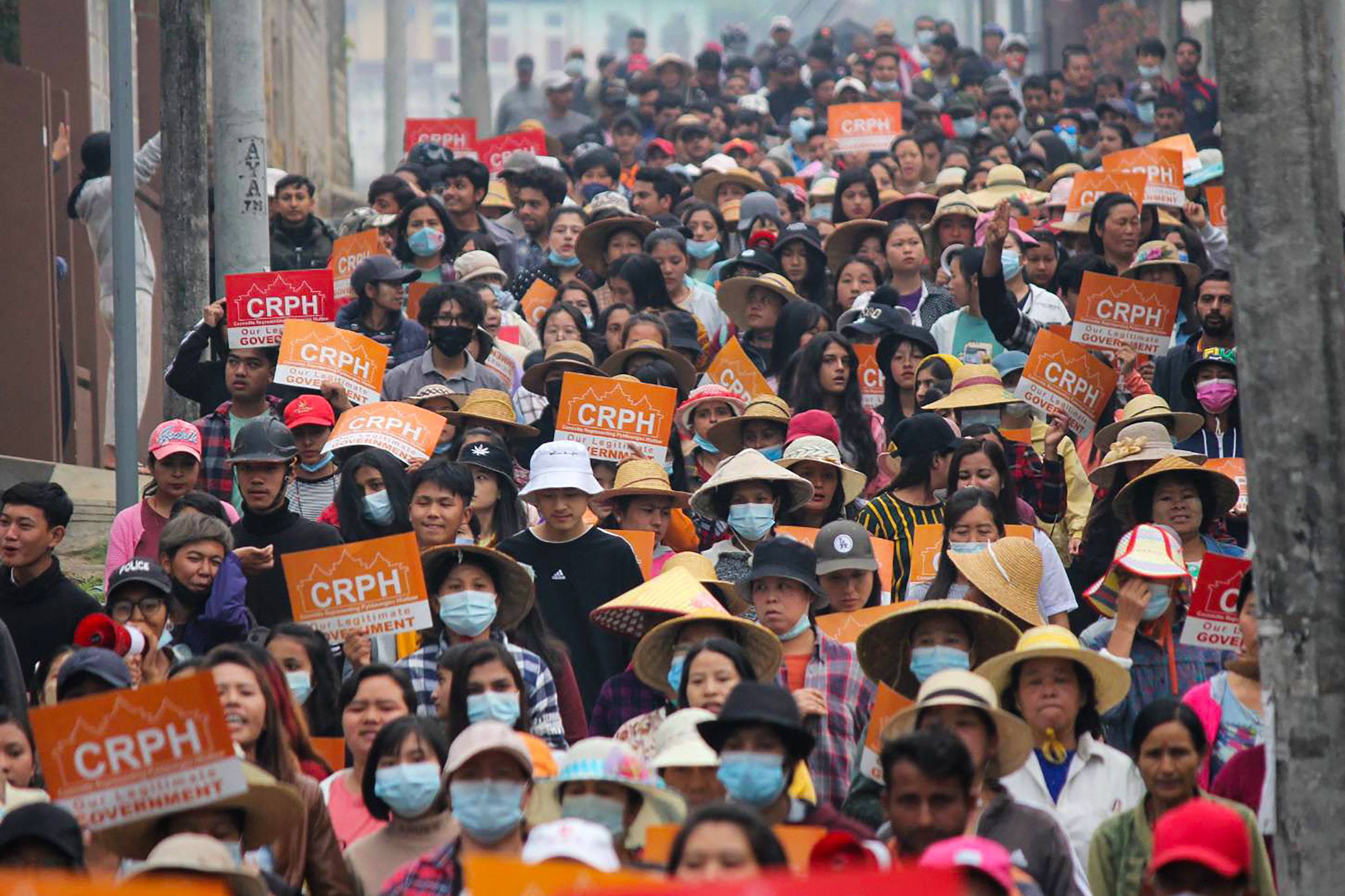 Aksi demonstrasi antikudeta di Kota Mogok, Myanmar.