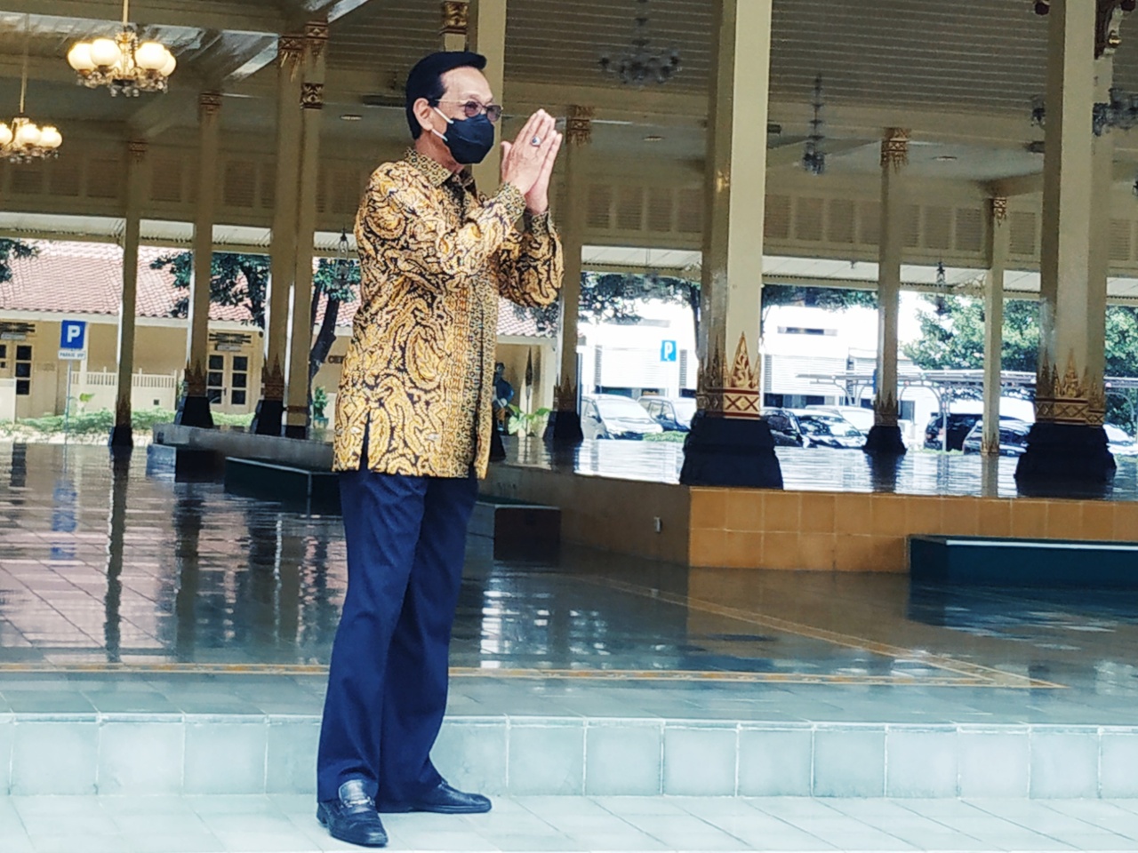 GUBERNUR Daerah Istimewa Yogyakarta (DIY), Sri Sultan HB X